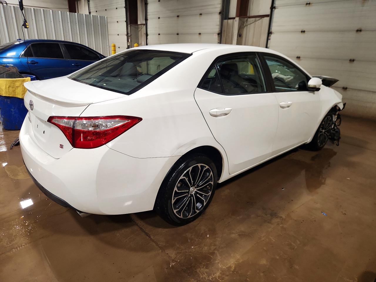 2016 TOYOTA COROLLA