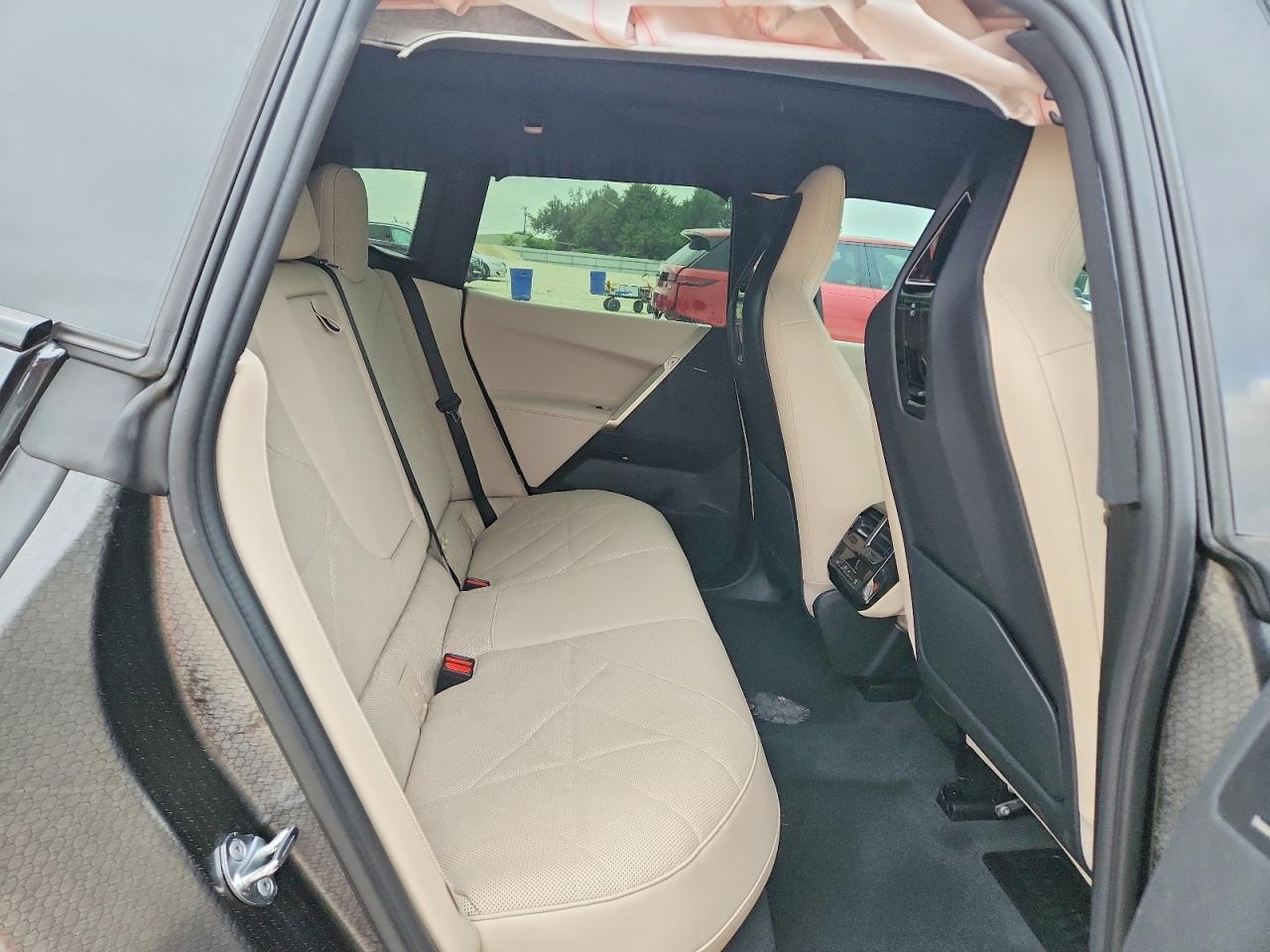 2024 BMW iX