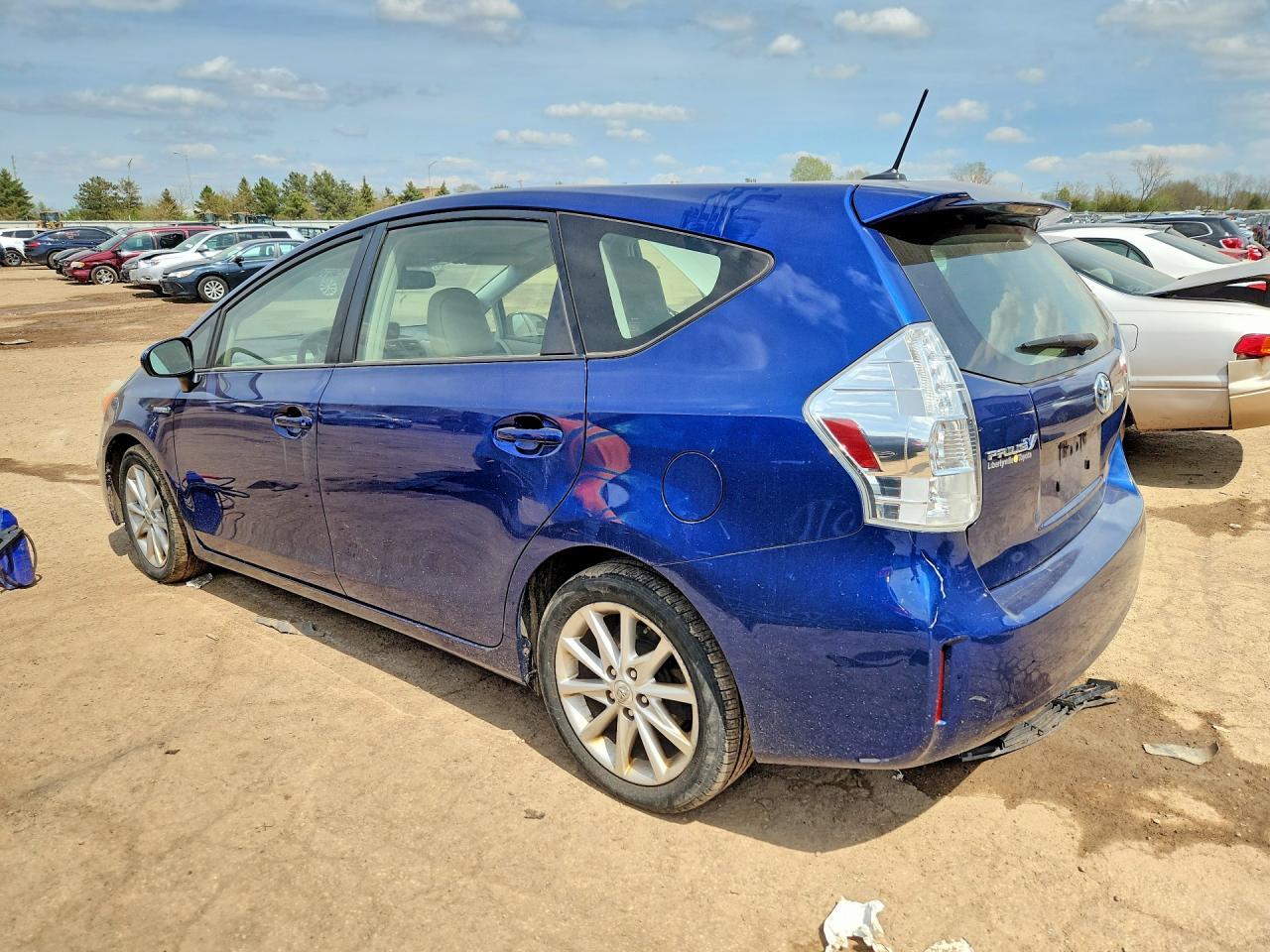 2012 TOYOTA PRIUS V