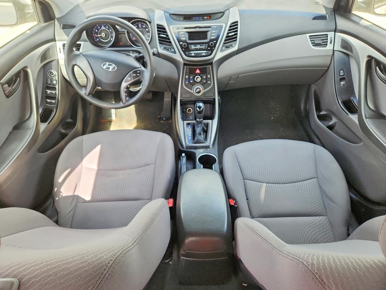 2015 HYUNDAI ELANTRA