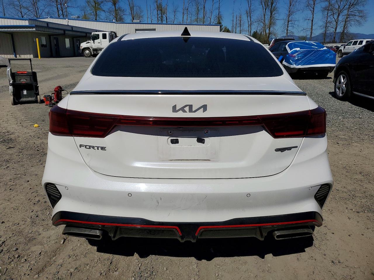 2023 KIA FORTE