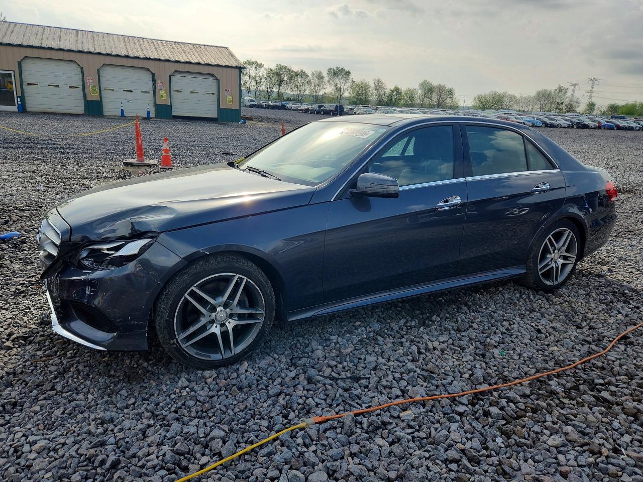 2014 MERCEDES-BENZ E-Class