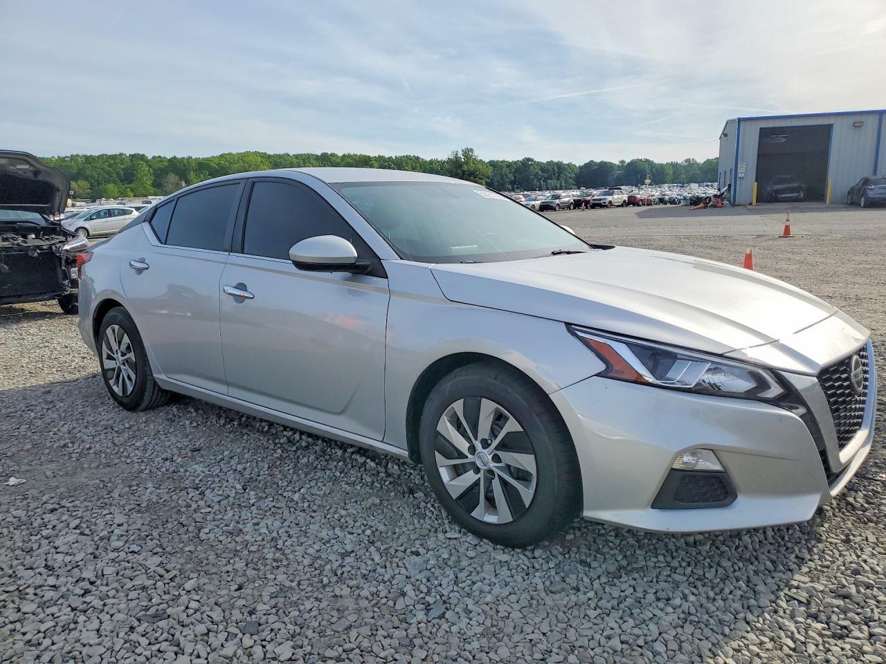2020 NISSAN ALTIMA