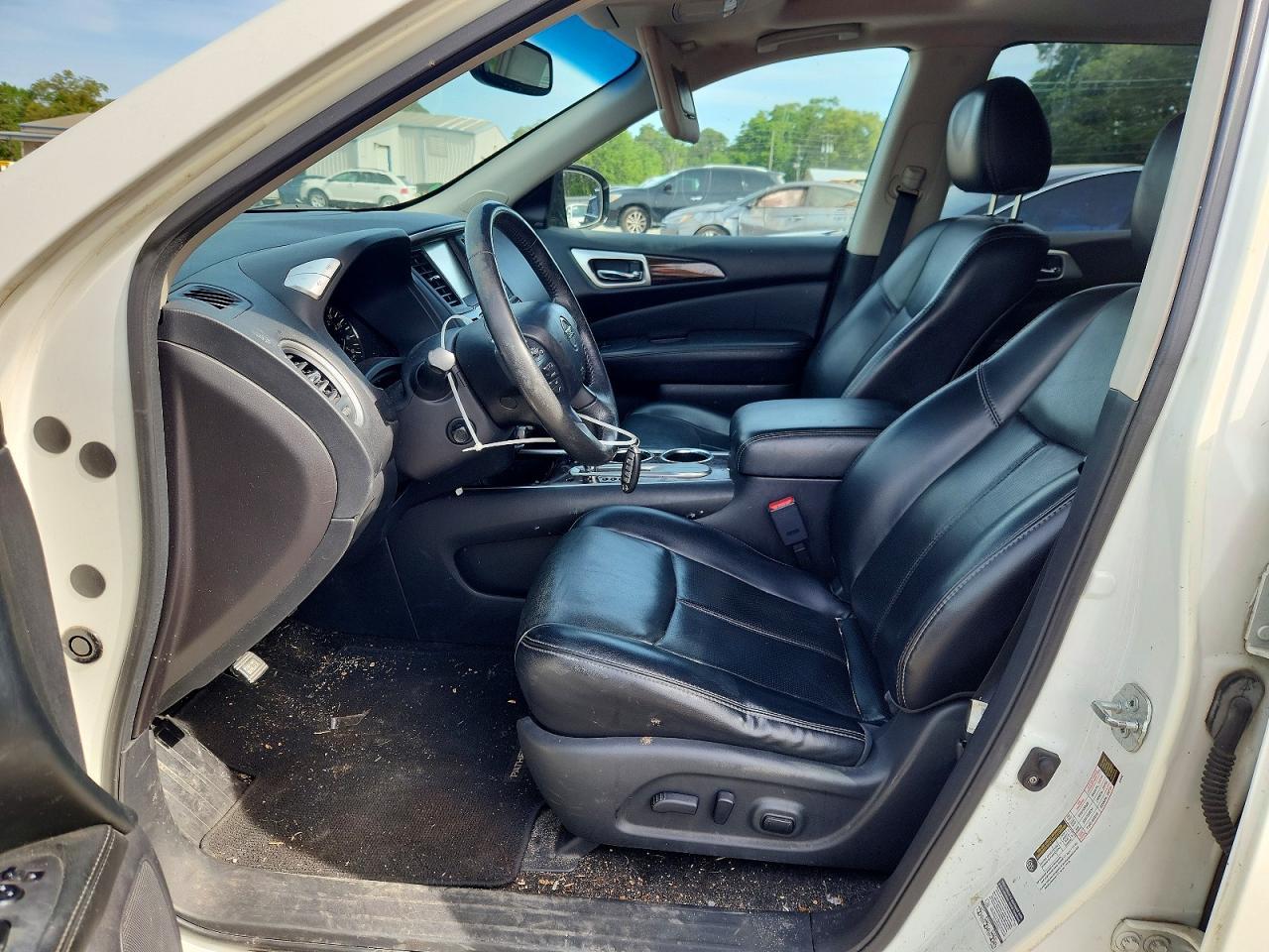 2015 NISSAN PATHFINDER