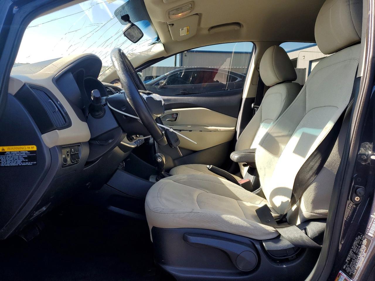 2013 KIA RIO