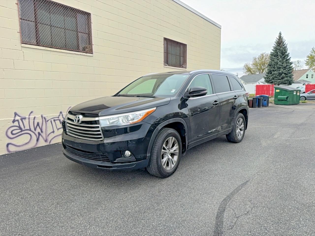 2015 TOYOTA HIGHLANDER