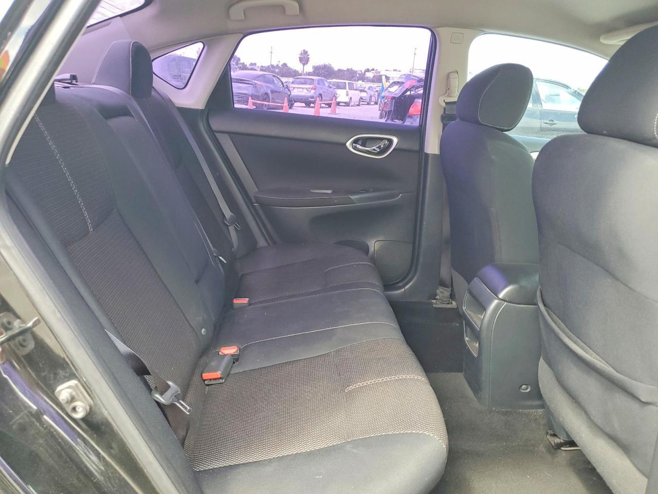 2015 NISSAN SENTRA
