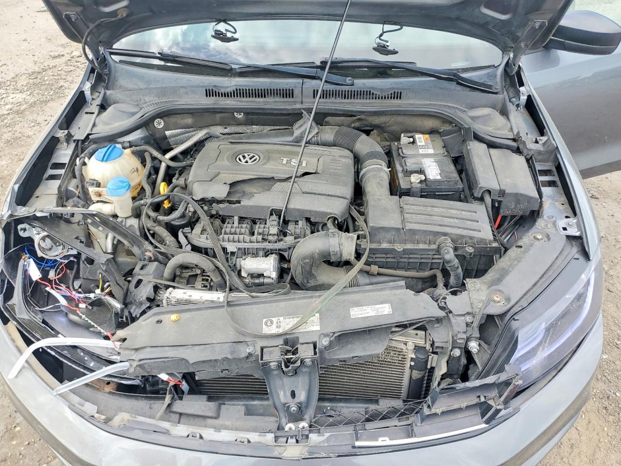 2015 VOLKSWAGEN JETTA