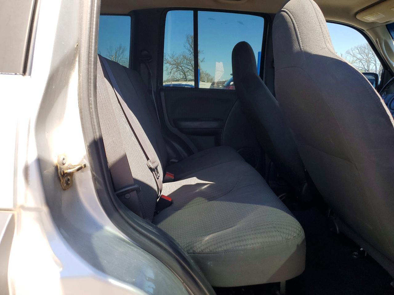 2002 JEEP Liberty