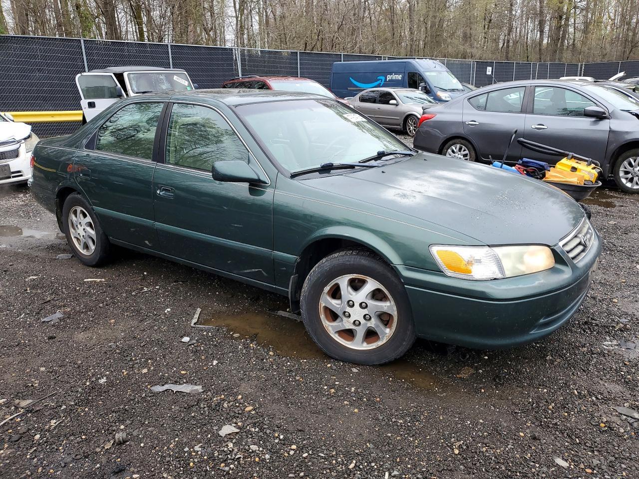 2001 TOYOTA CAMRY