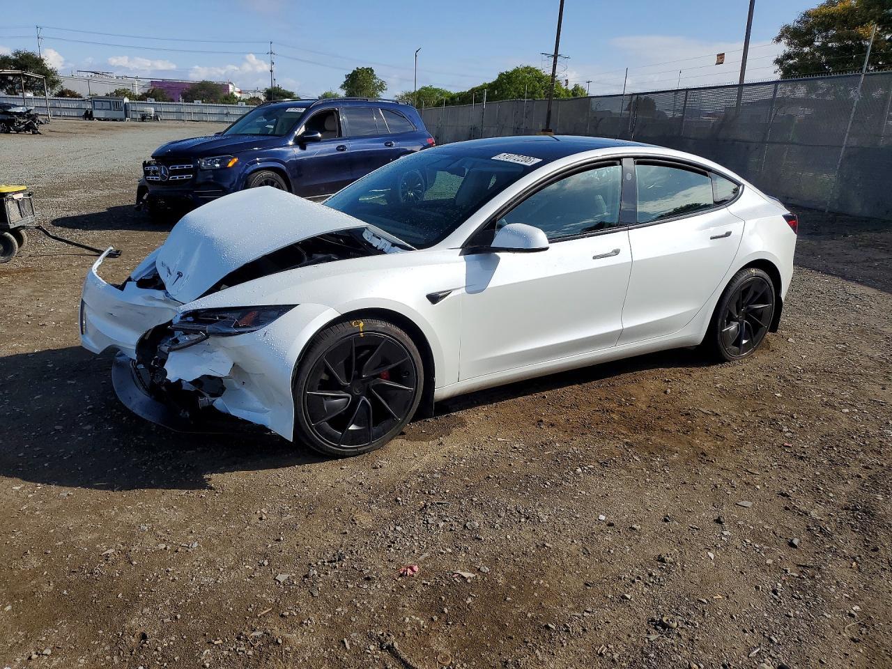 2026 TESLA MODEL 3