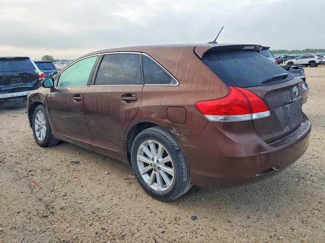 2011 TOYOTA VENZA