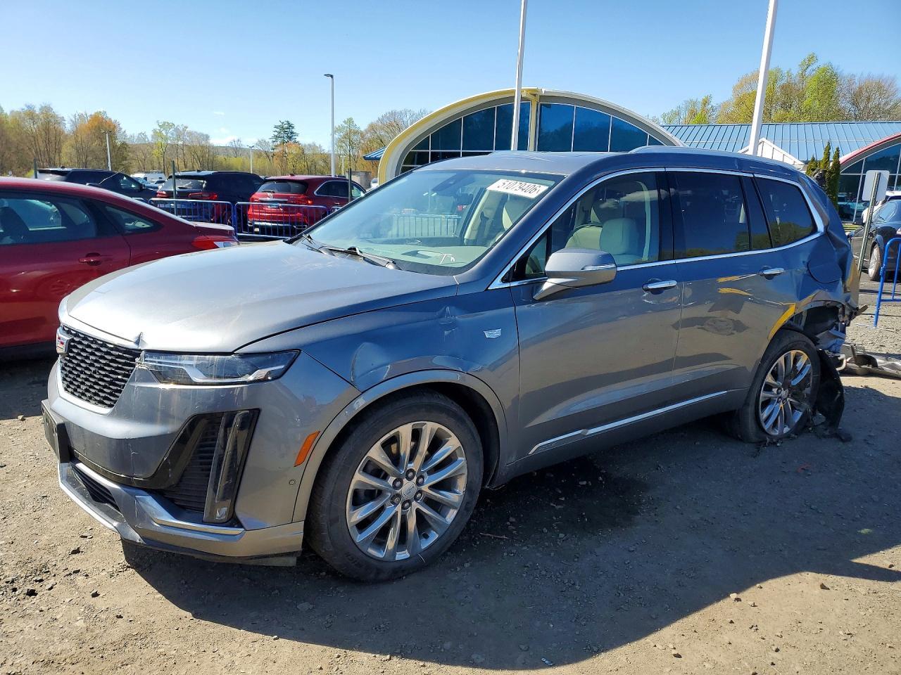 2022 CADILLAC XT6
