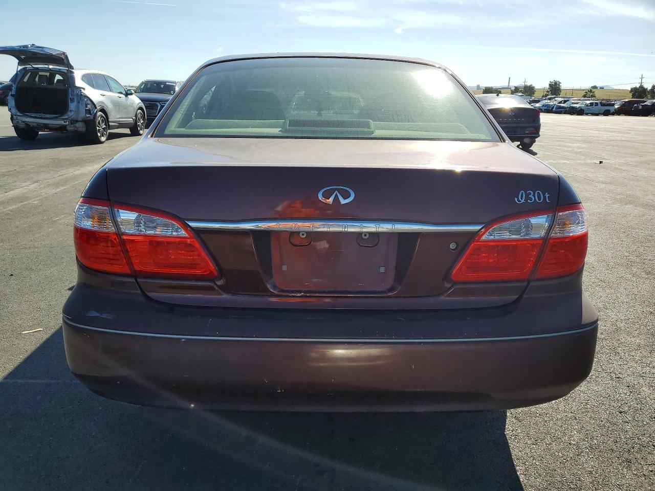 2000 INFINITI I30