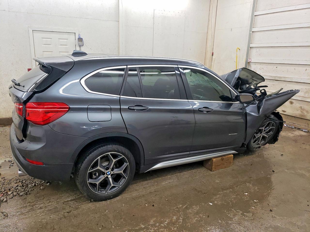 2017 BMW X1