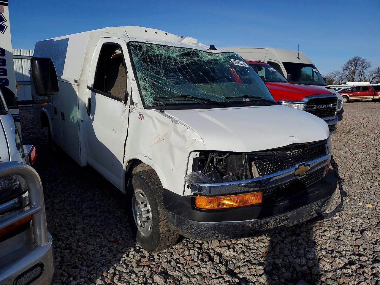 2021 CHEVROLET Express 3500