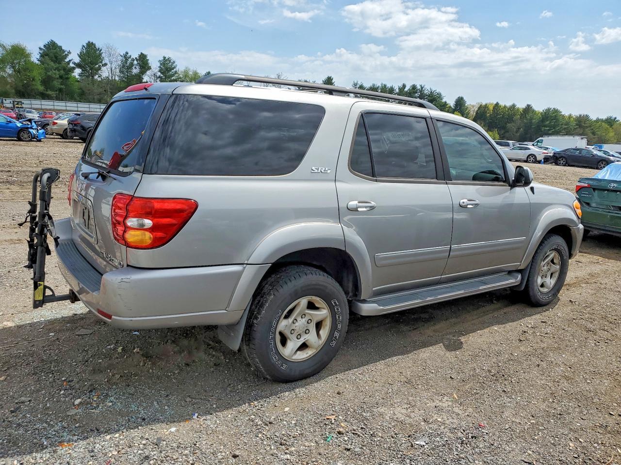 2002 TOYOTA Sequoia
