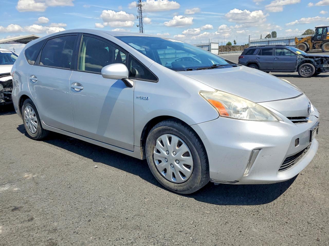 2012 TOYOTA PRIUS V