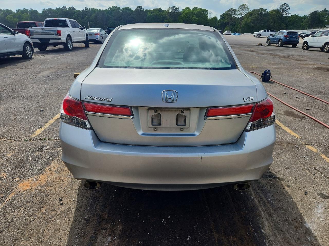 2011 HONDA ACCORD