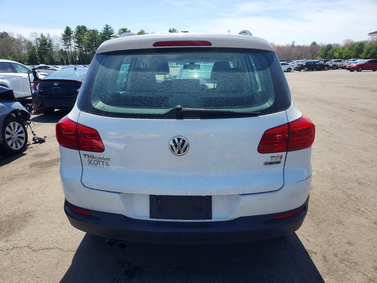 2016 VOLKSWAGEN TIGUAN