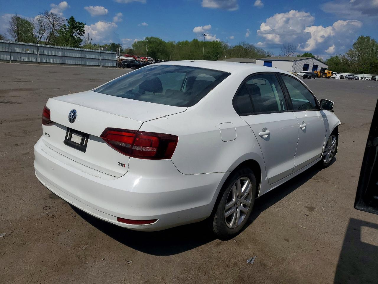 2018 VOLKSWAGEN JETTA