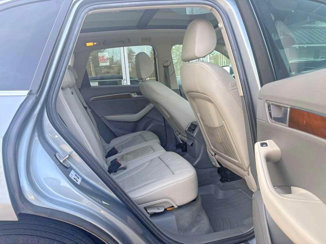 2010 AUDI Q5
