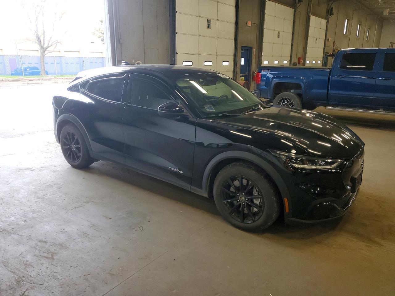 2021 FORD Mustang Mach-E