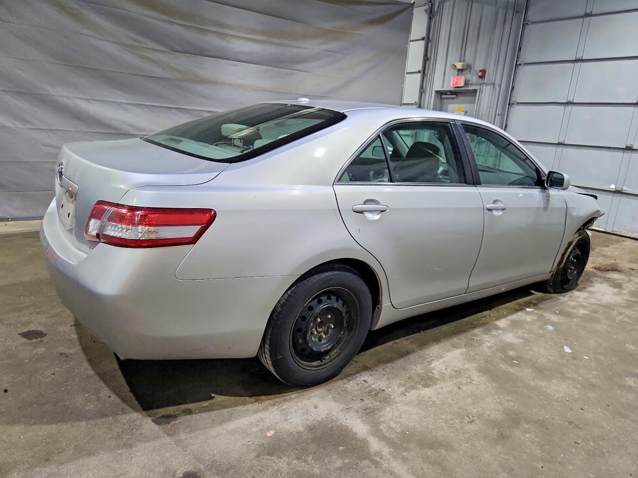 2010 TOYOTA CAMRY