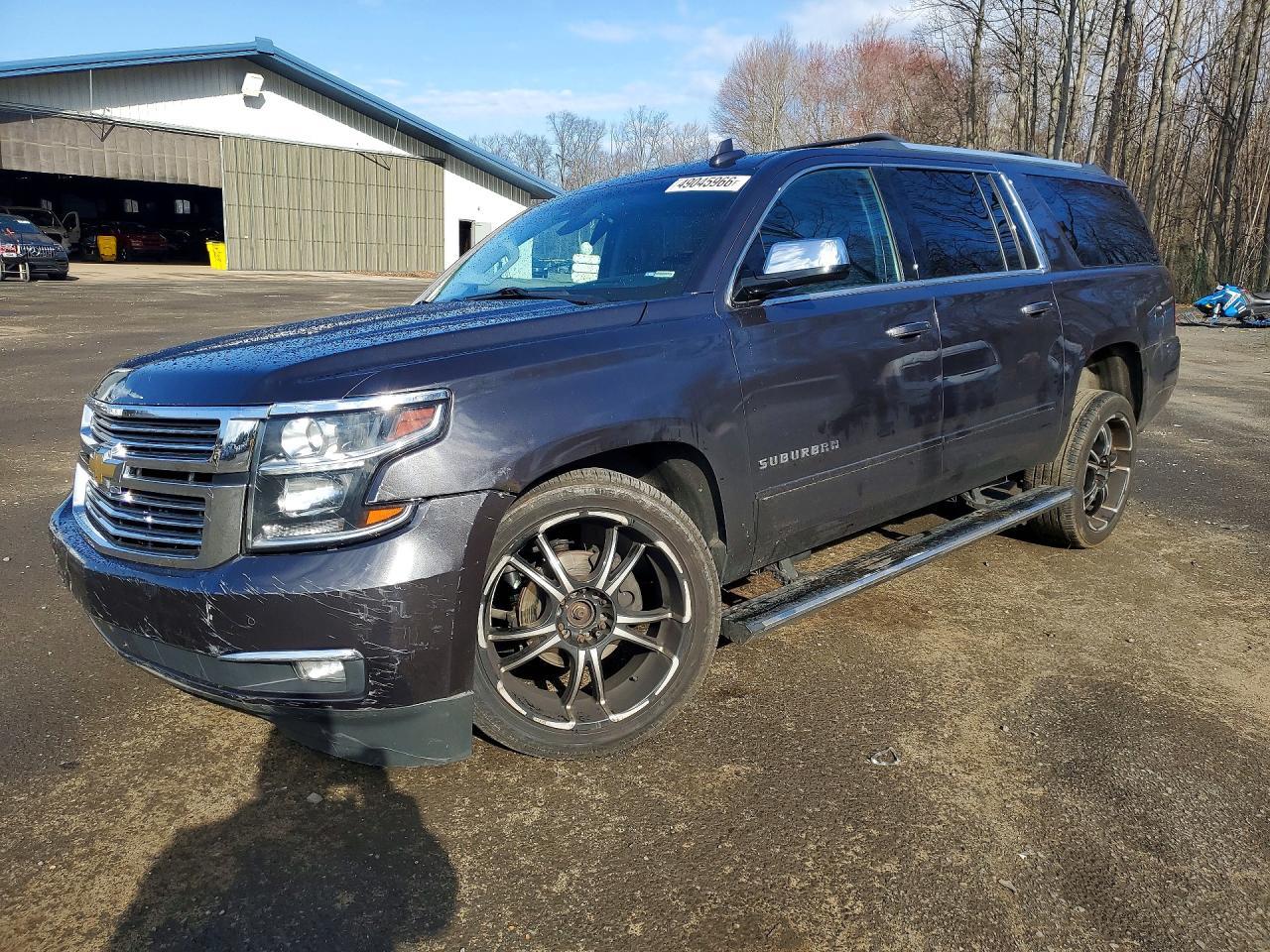 2017 CHEVROLET Suburban