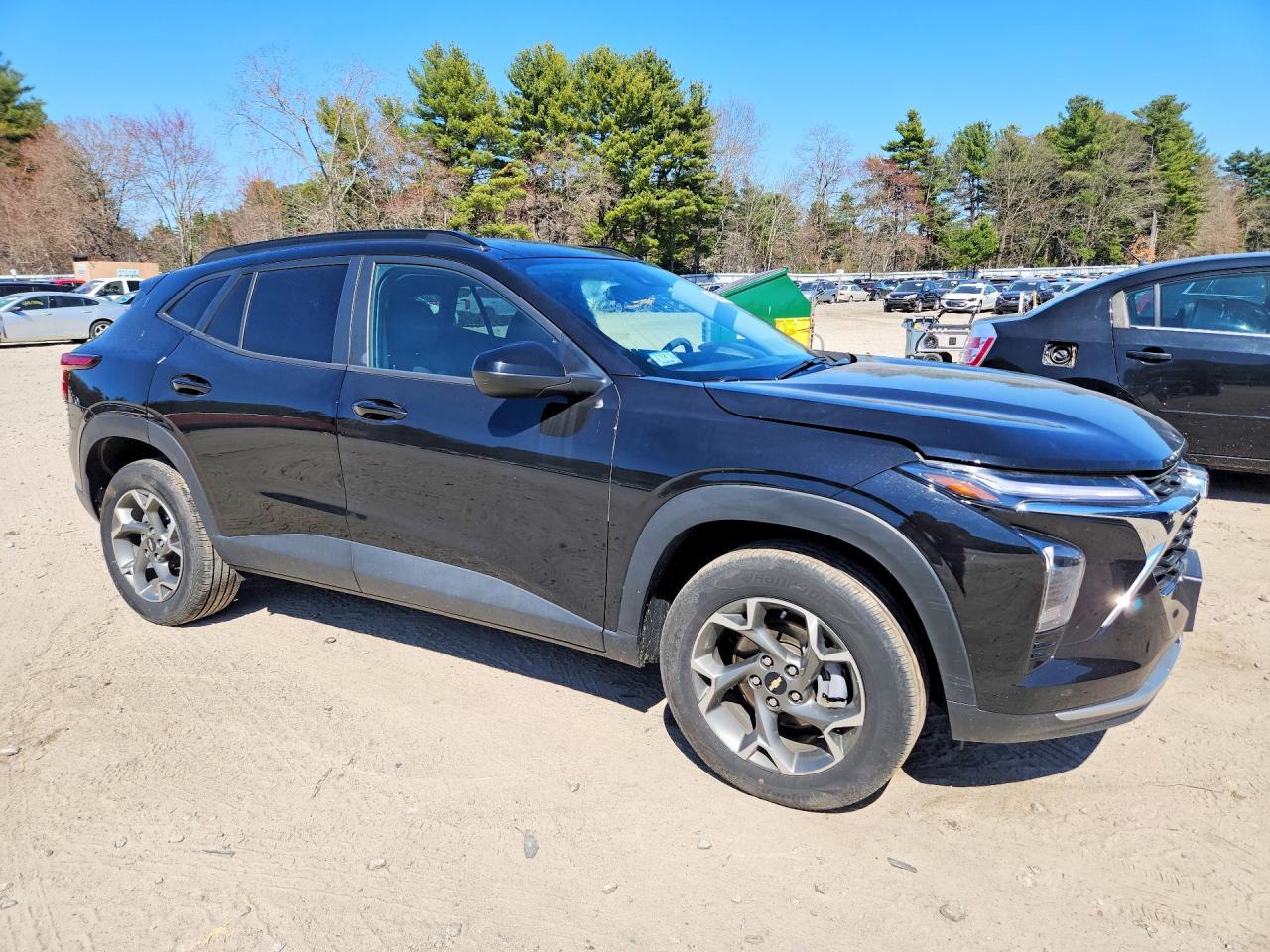 2025 CHEVROLET TRAX