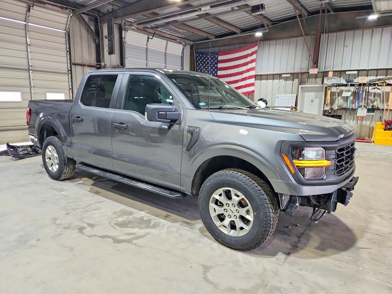 2025 FORD F-150 Lightning