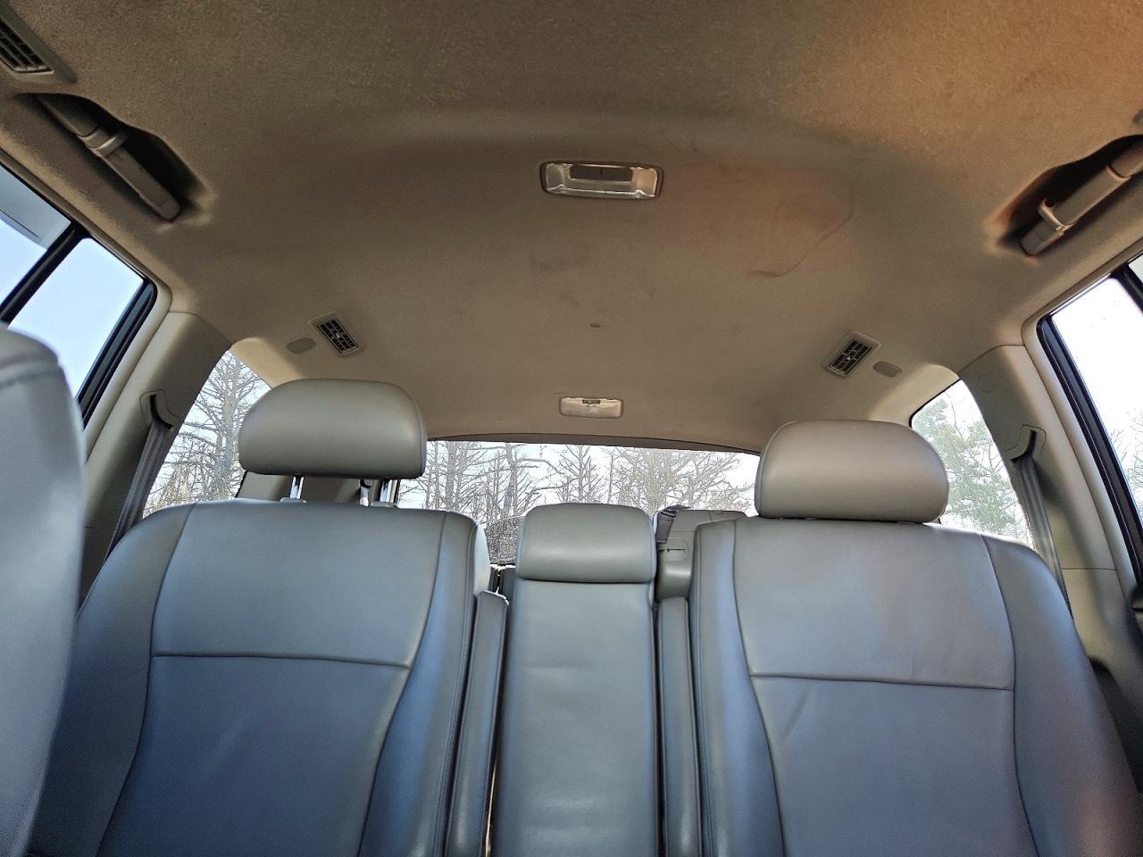 2010 TOYOTA HIGHLANDER