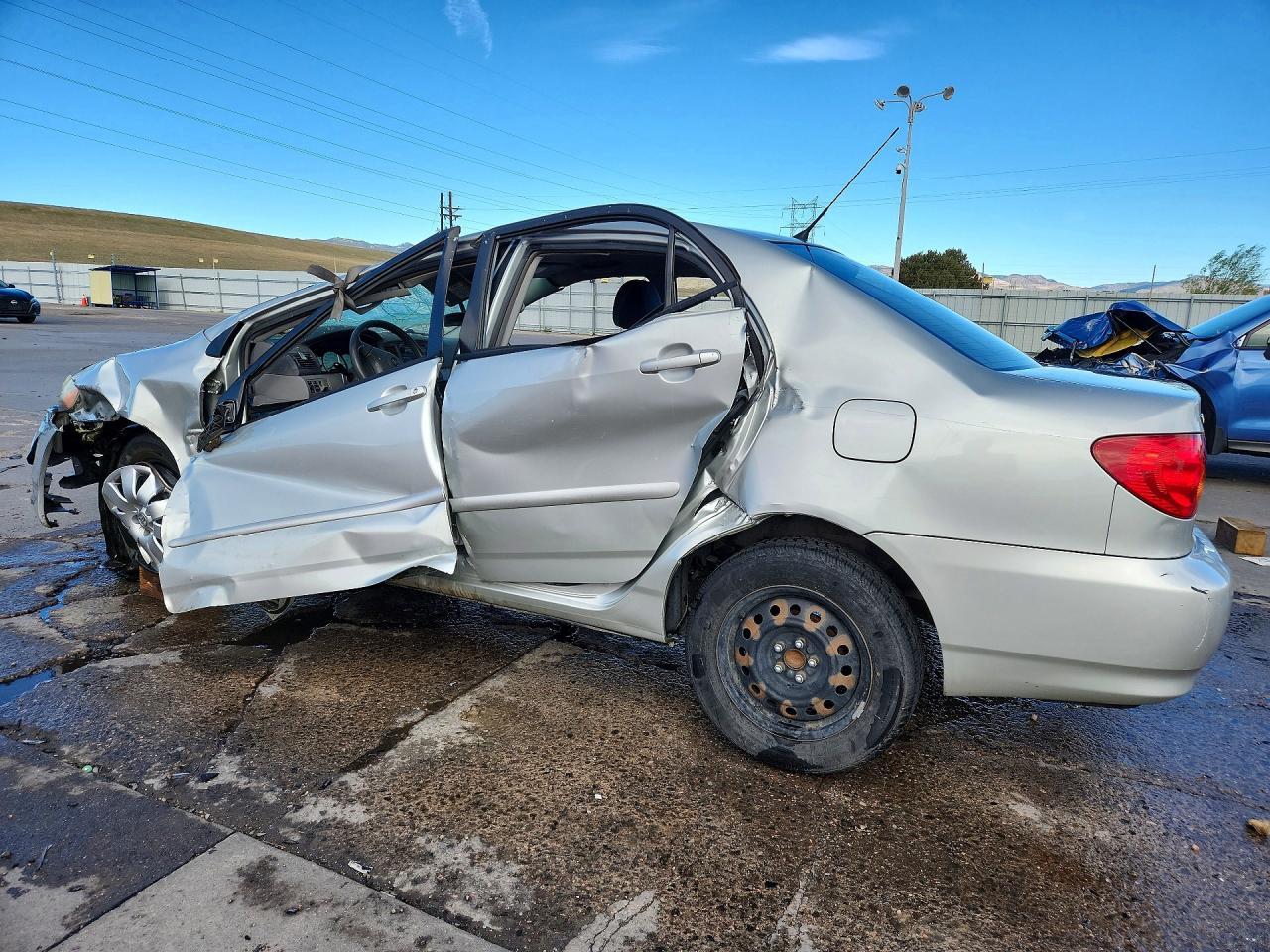 2004 TOYOTA COROLLA