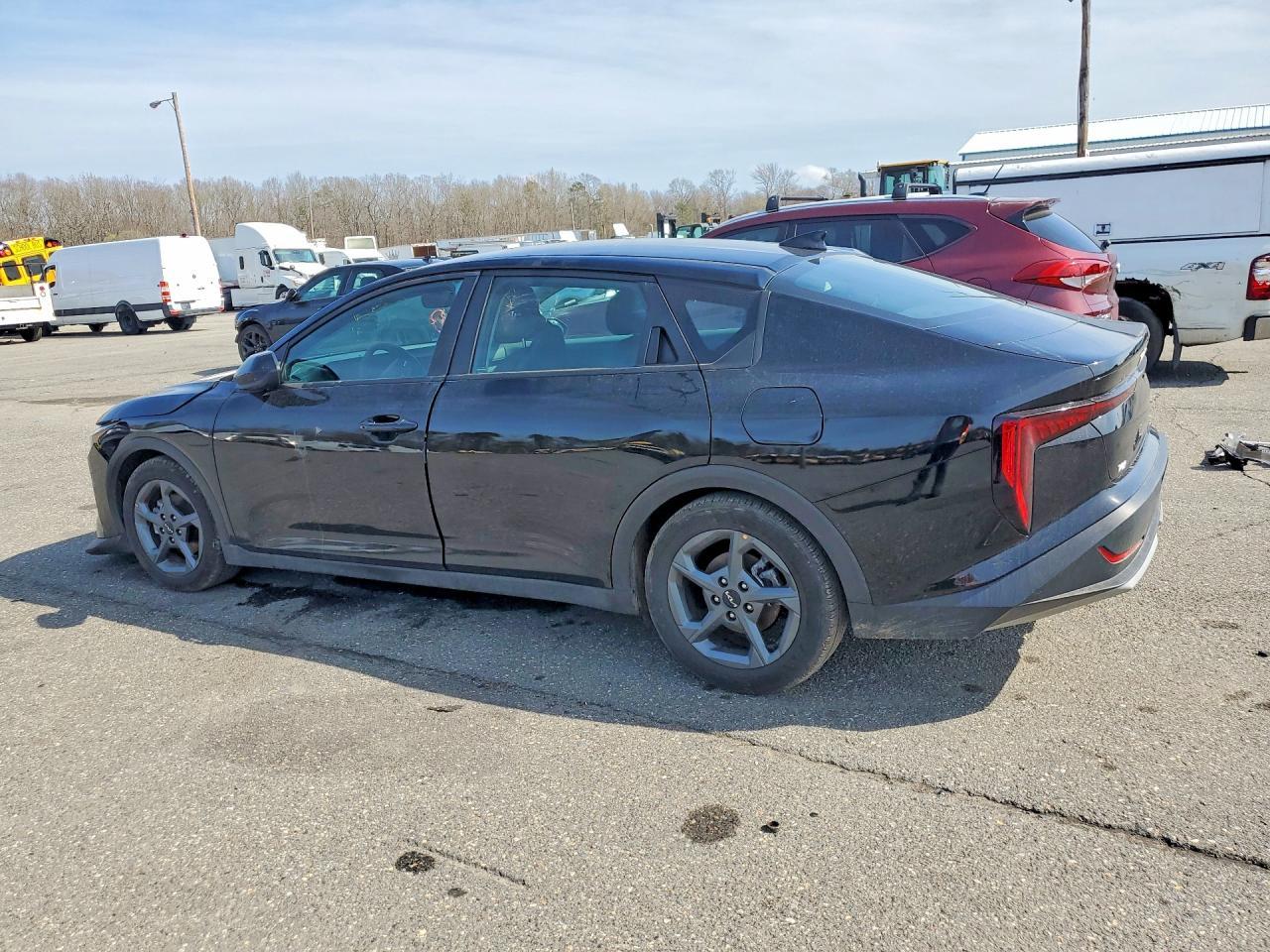 2025 KIA K4