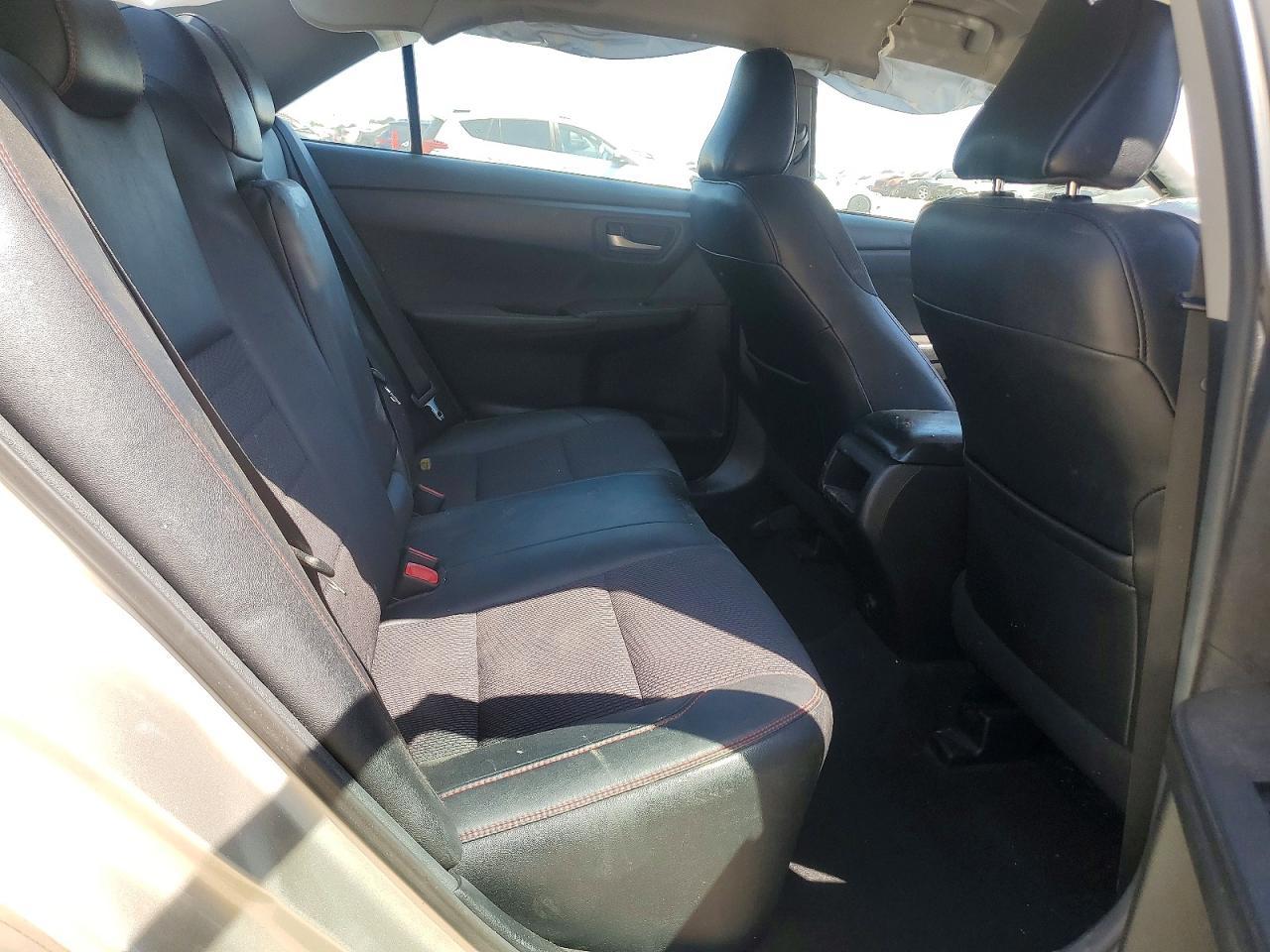 2017 TOYOTA CAMRY