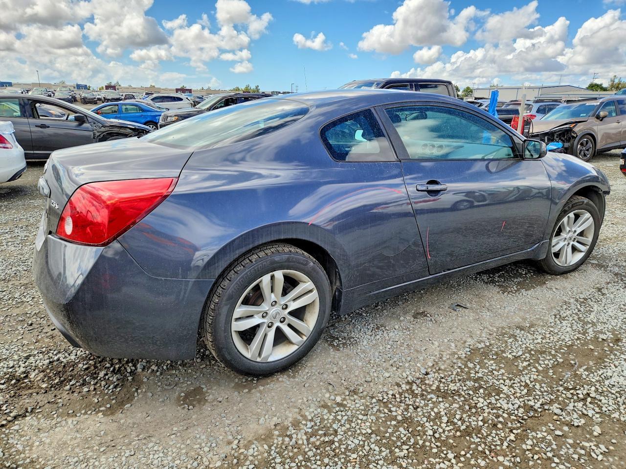 2012 NISSAN ALTIMA