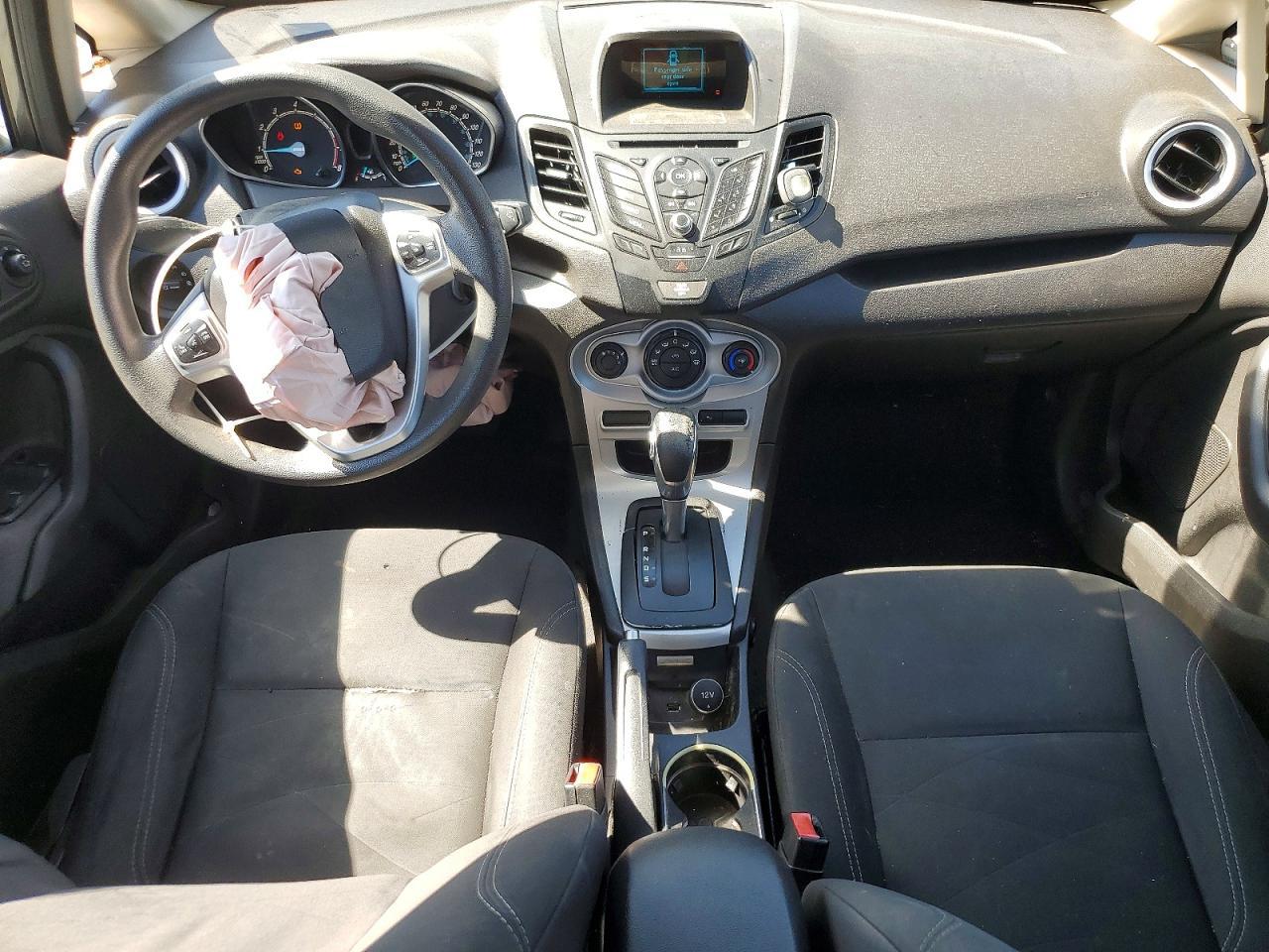 2017 FORD Fiesta