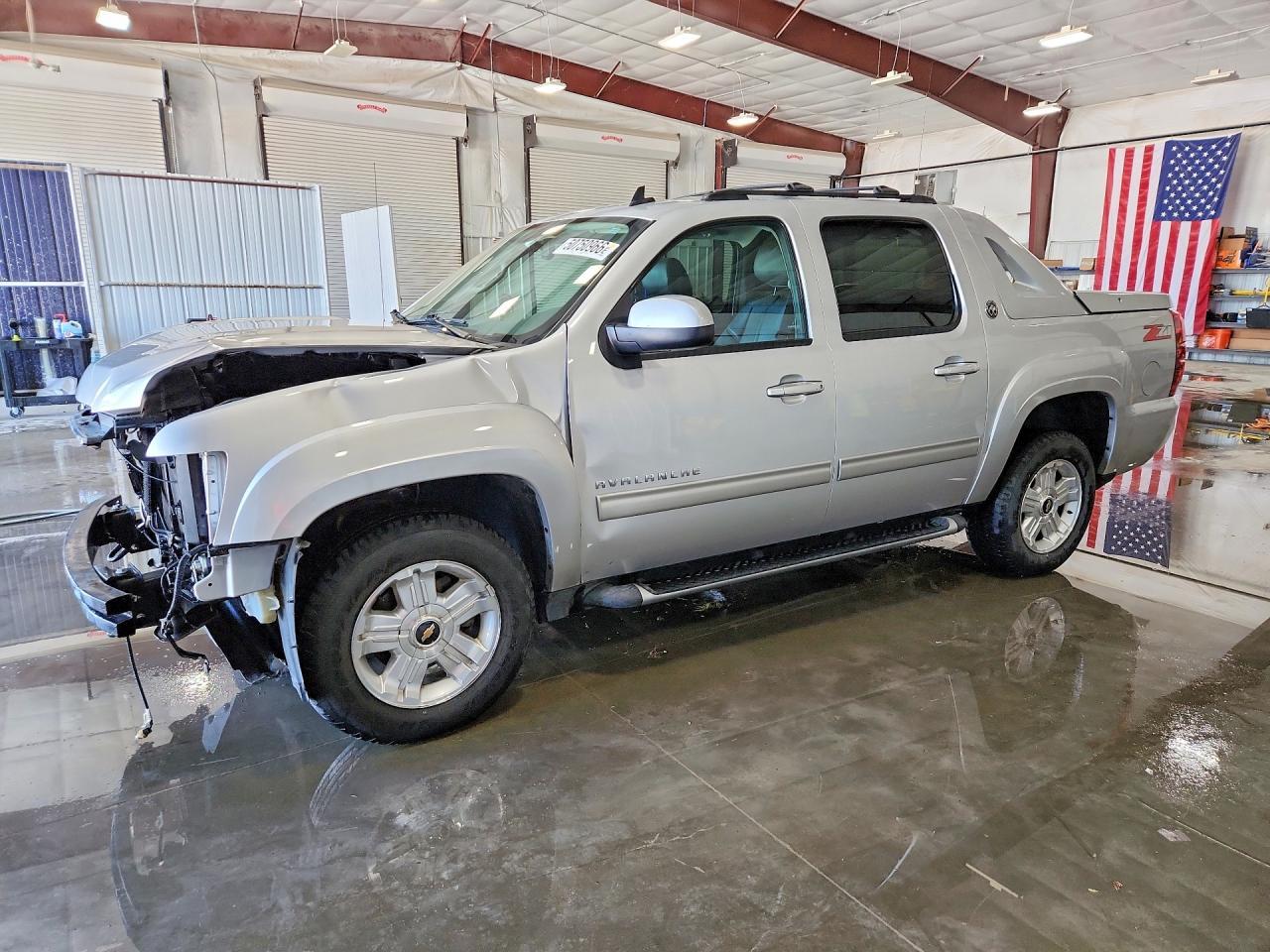 2013 CHEVROLET Avalanche
