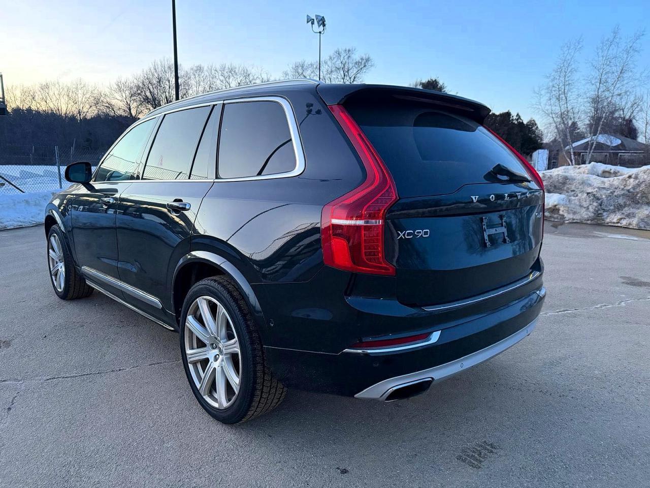2018 VOLVO XC90