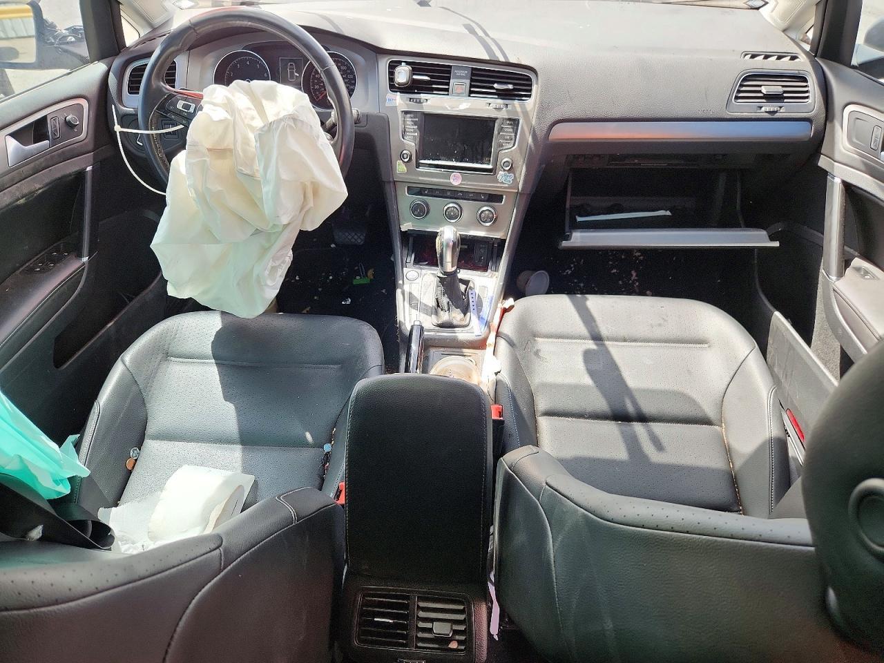 2017 VOLKSWAGEN GOLF