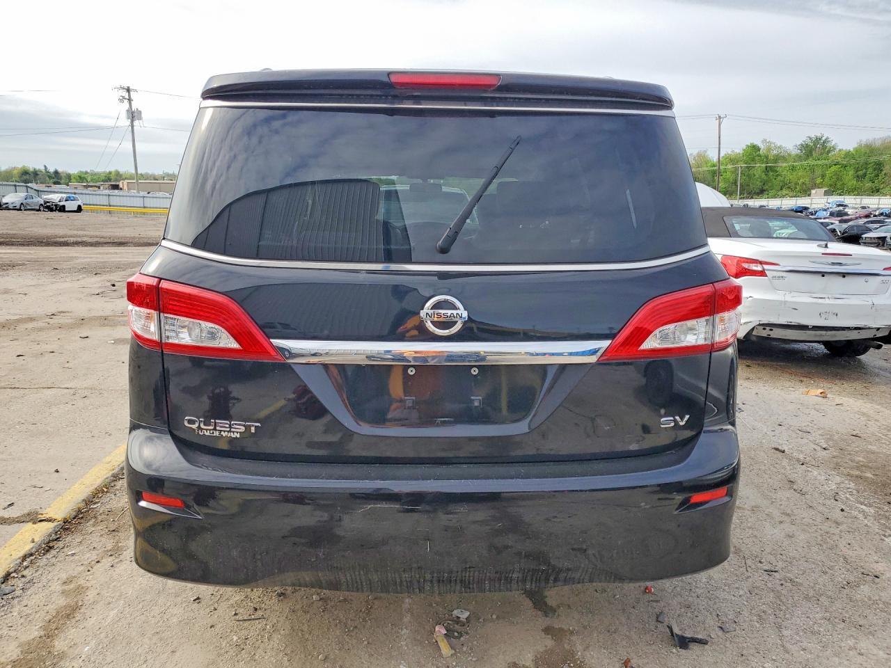 2013 NISSAN Quest