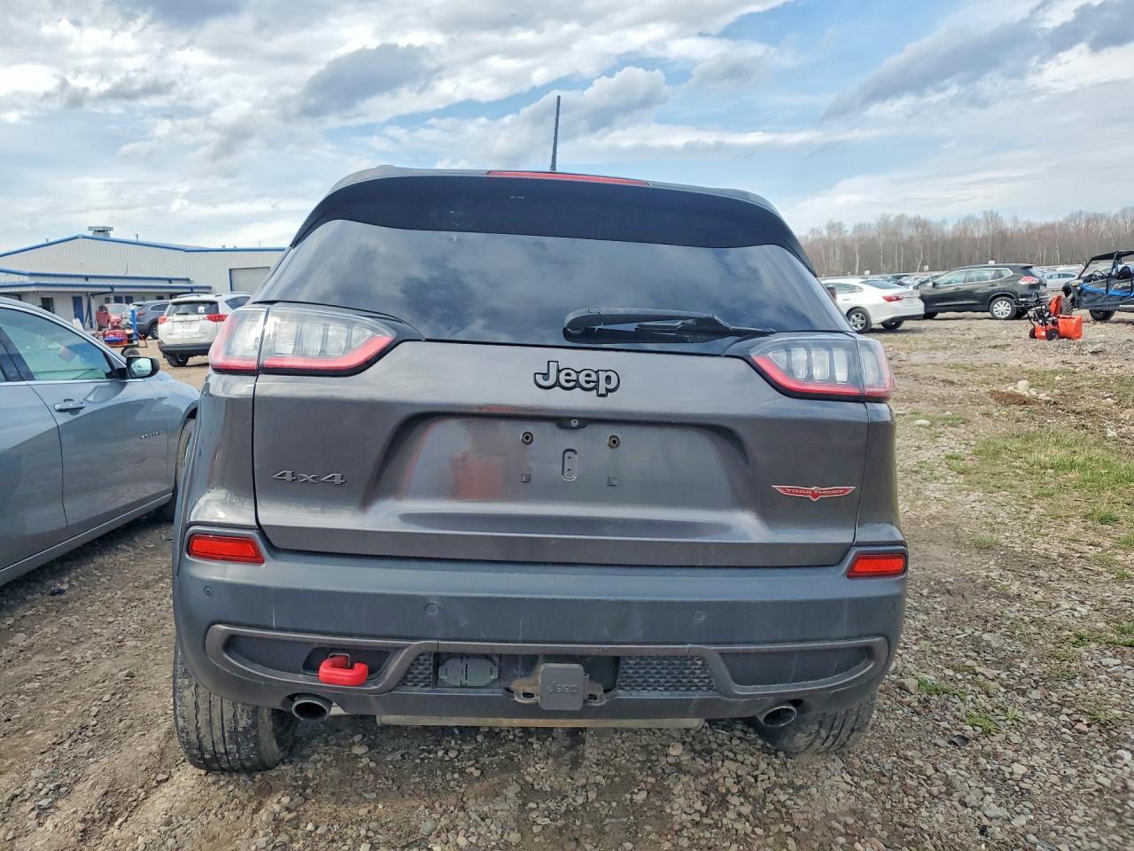 2019 JEEP CHEROKEE