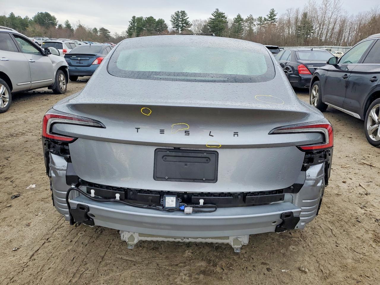 2025 TESLA MODEL 3