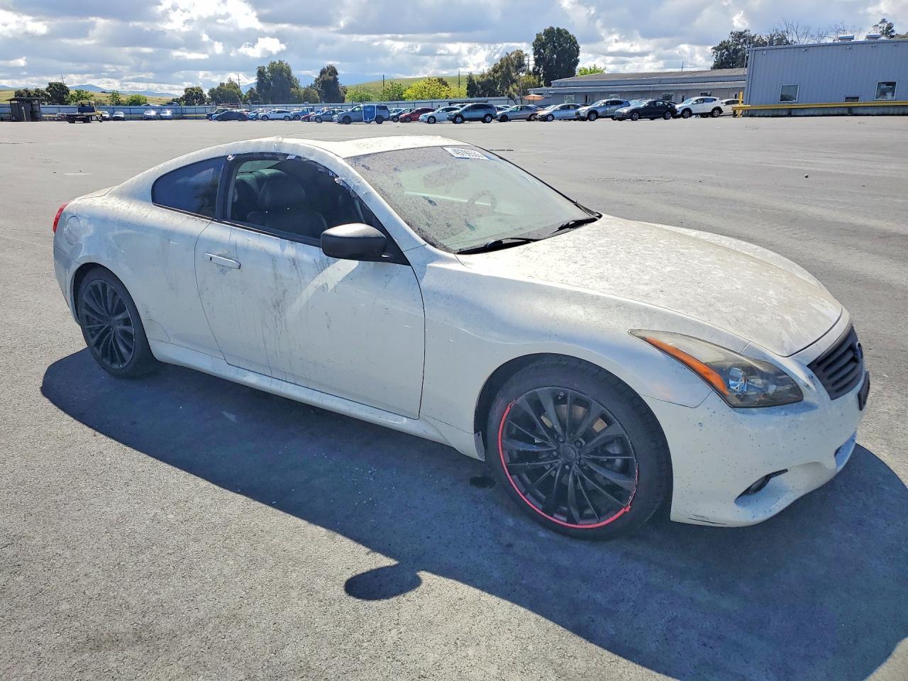 2012 INFINITI G37