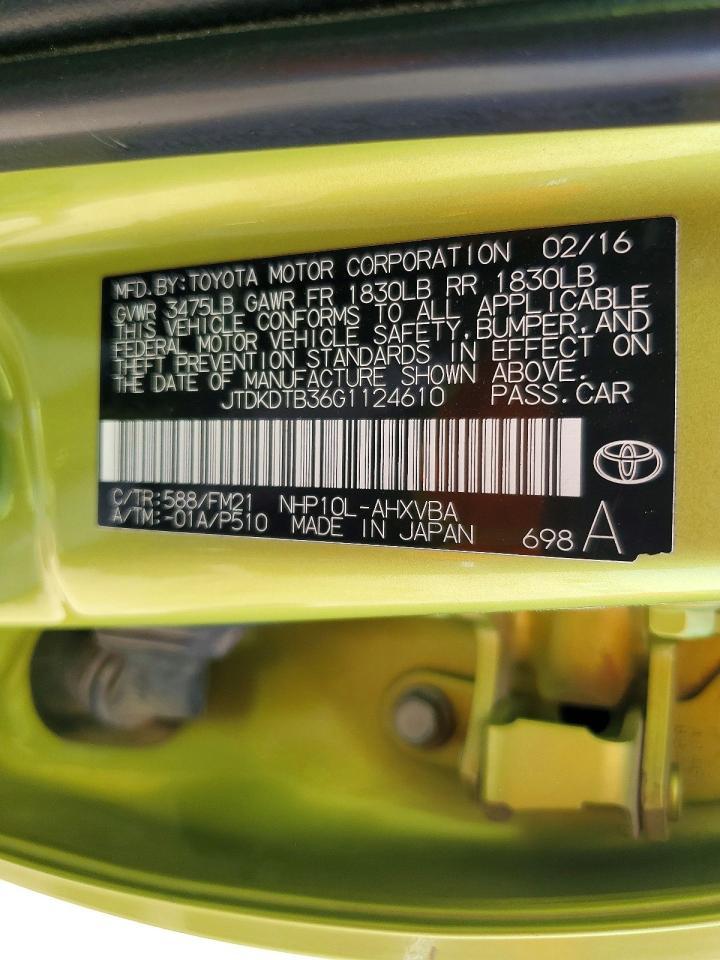 2016 TOYOTA Prius c