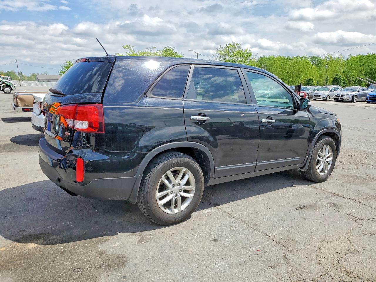 2015 KIA SORENTO