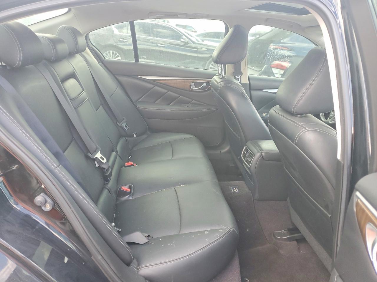 2014 INFINITI Q50