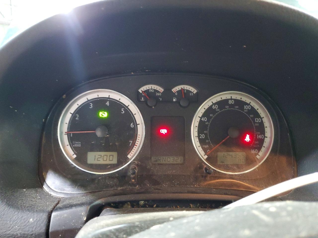 2005 VOLKSWAGEN JETTA