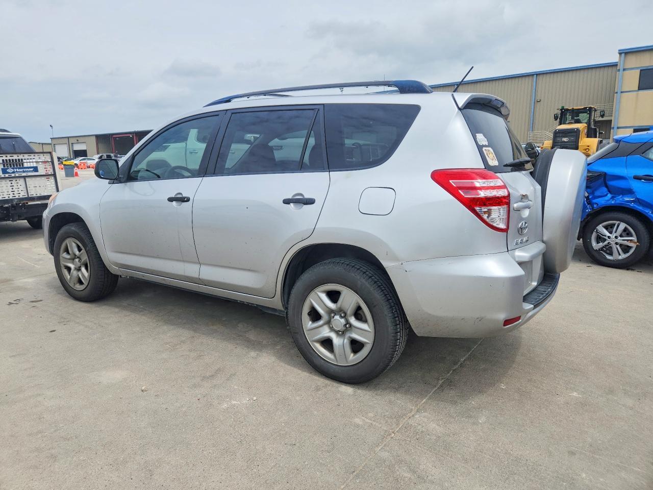 2011 TOYOTA RAV4
