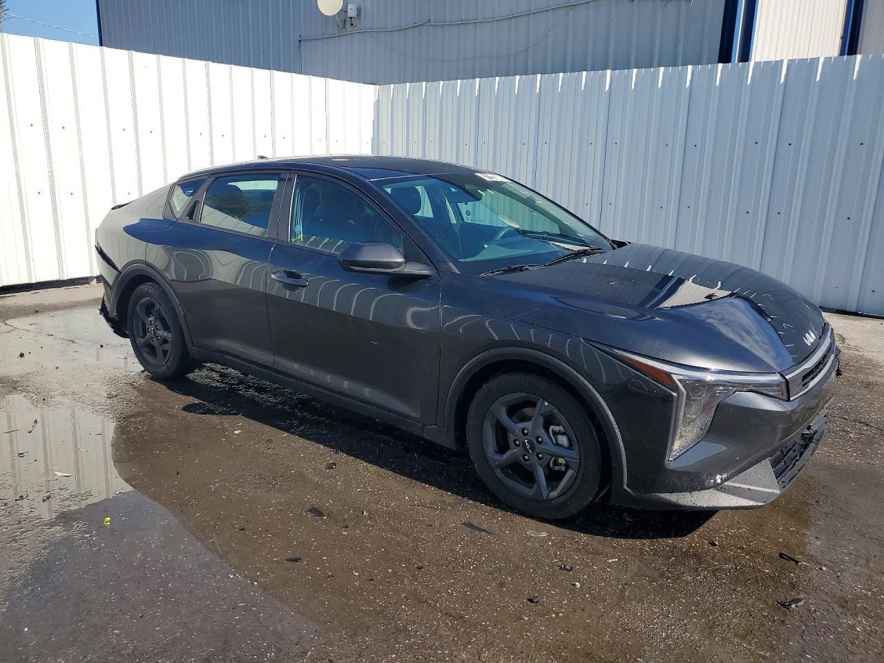 2025 KIA K4